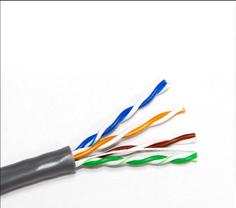 कंप्यूटर के लिए 24AWG 4 जोड़े पीई पीवीसी जैकेट CU CCA Cat5e LAN केबल
